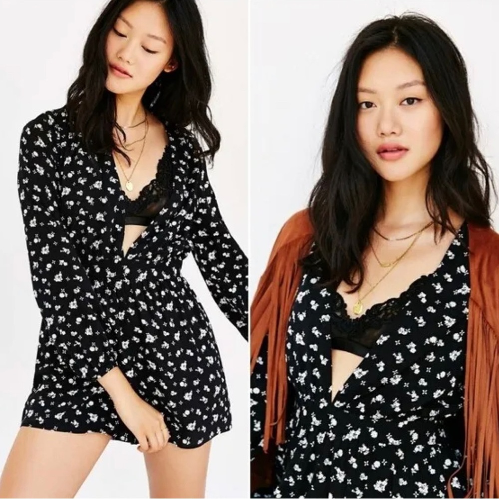 UO Ecote Charlotte Plunging Long-Sleeve Romper